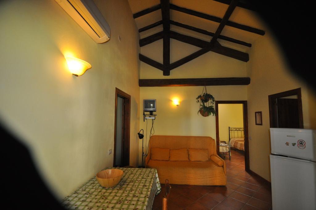 Villa Agriturismo Il Cerrosughero Scarlino Zimmer foto