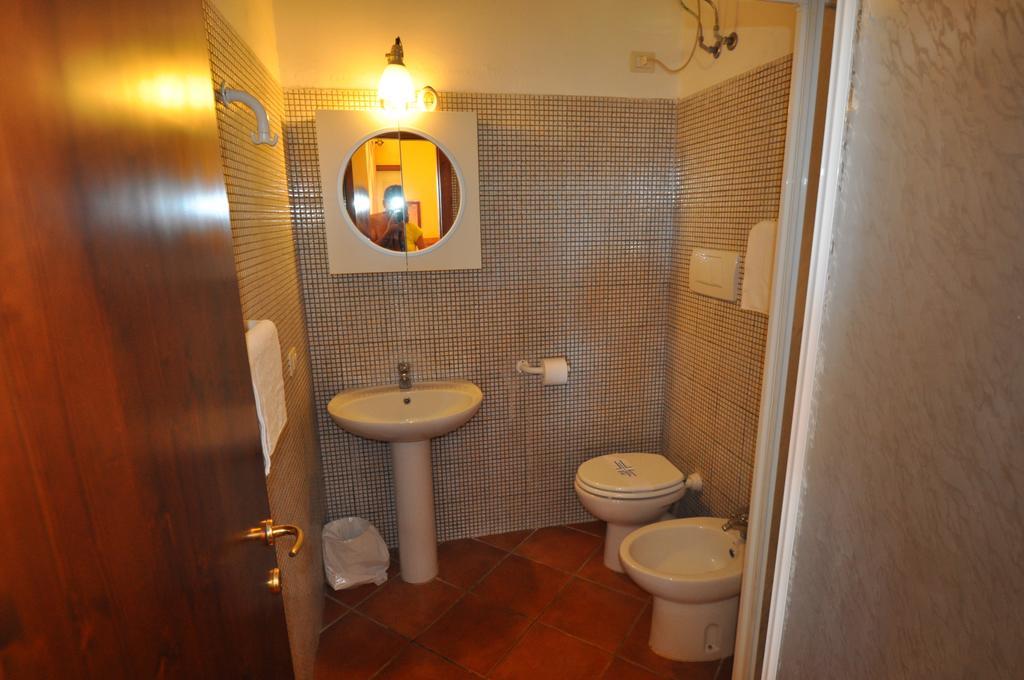 Villa Agriturismo Il Cerrosughero Scarlino Zimmer foto
